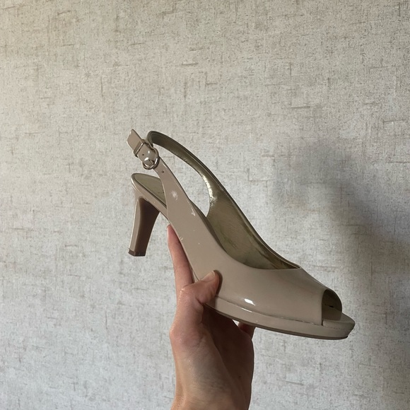 High heels - Picture 5 of 6